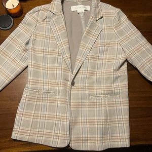 Never worn women’s blazer